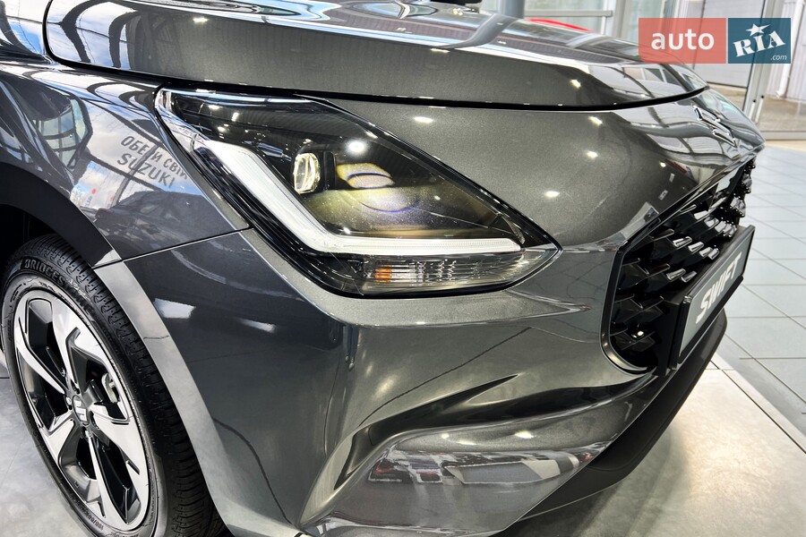 Suzuki Swift - фото 8