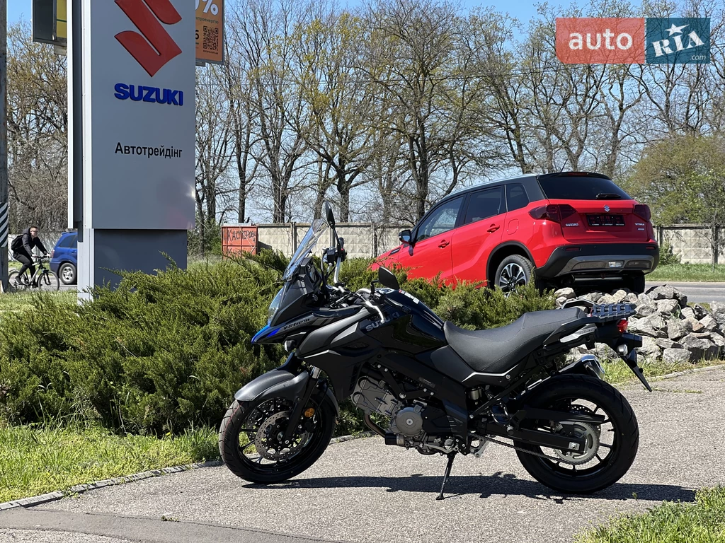 Suzuki V-Strom 650 Base