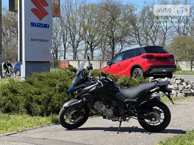 Suzuki V-Strom 650 Base