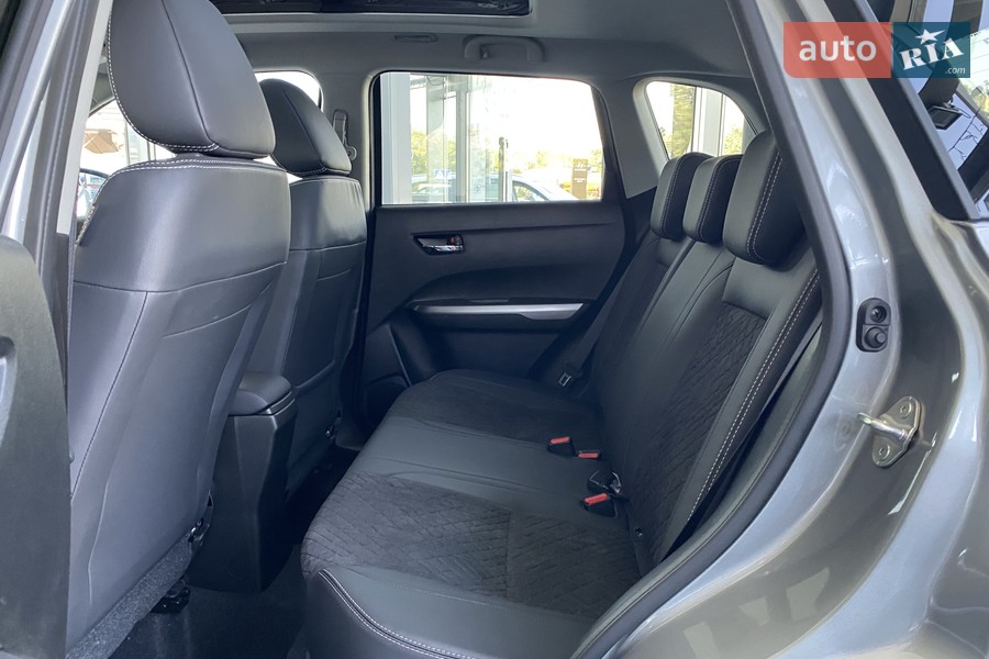 Suzuki Vitara - фото 20