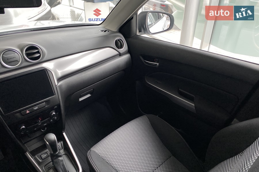 Suzuki Vitara - фото 20
