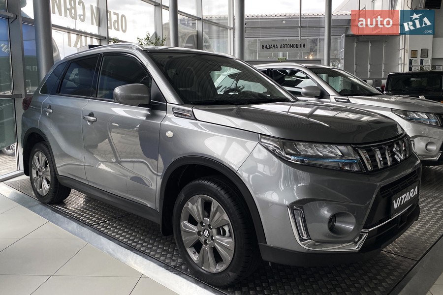 Suzuki Vitara - фото 1