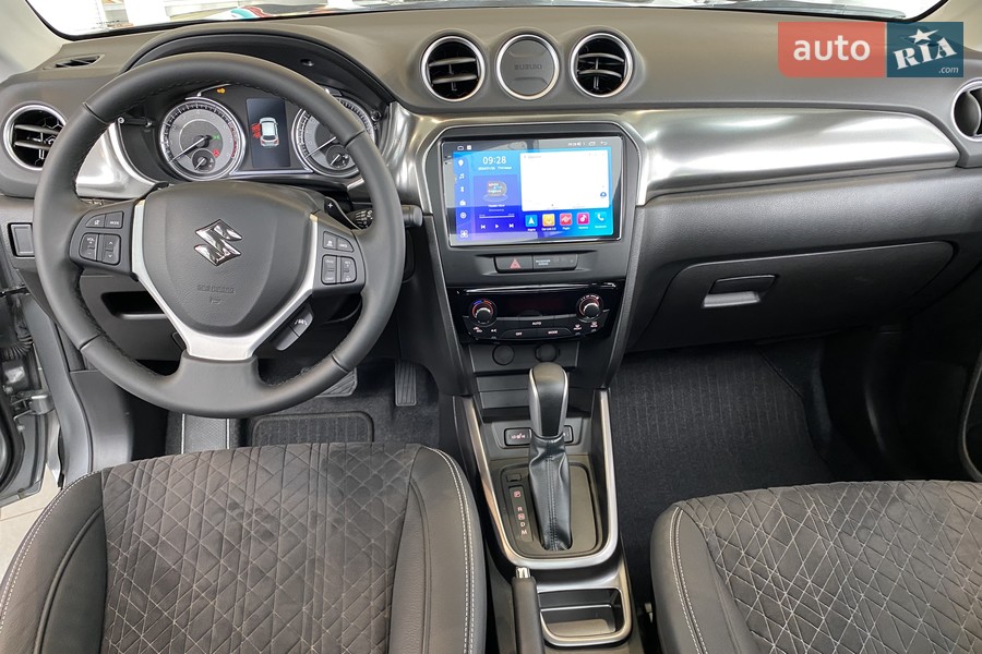Suzuki Vitara - фото 17