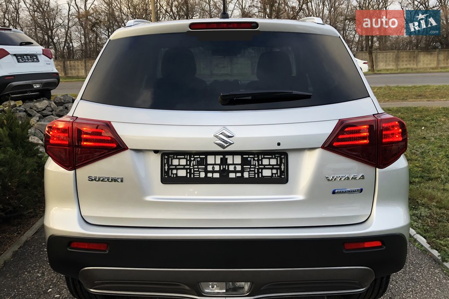 Suzuki Vitara - фото 7