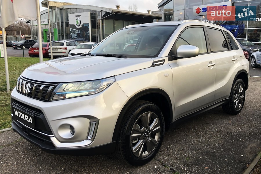 Suzuki Vitara - фото 3