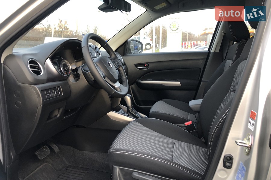 Suzuki Vitara - фото 13