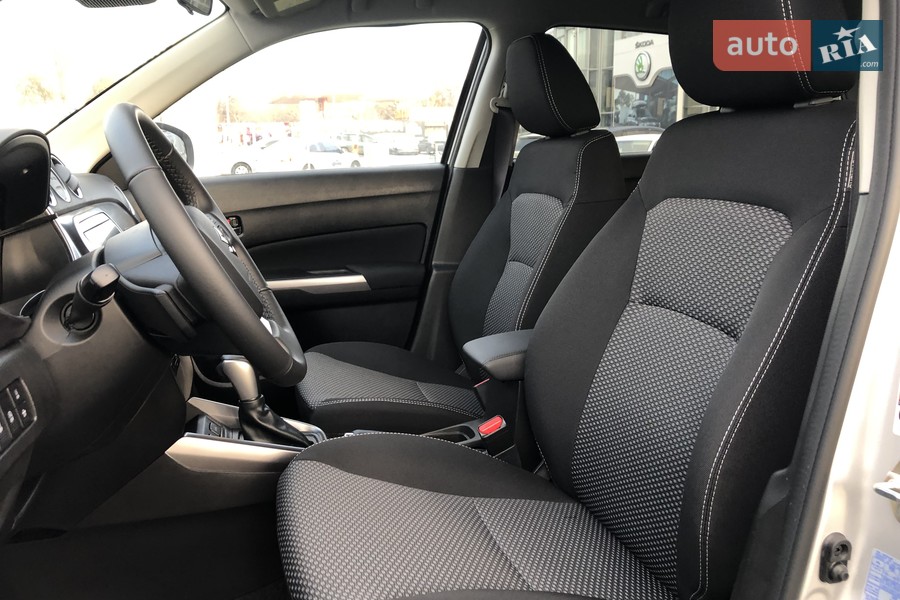 Suzuki Vitara - фото 16