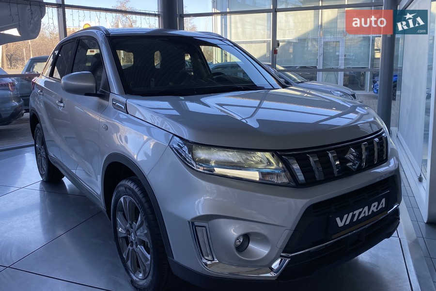 Suzuki Vitara - фото 1