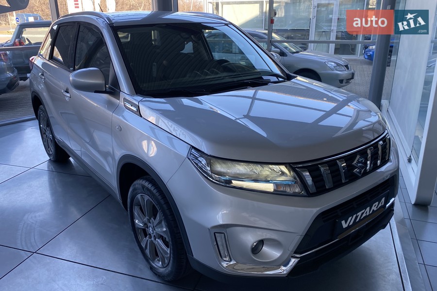Suzuki Vitara - фото 3