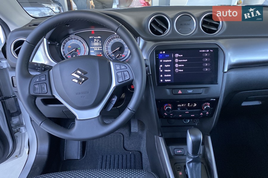 Suzuki Vitara - фото 18
