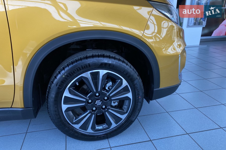 Suzuki Vitara - фото 11