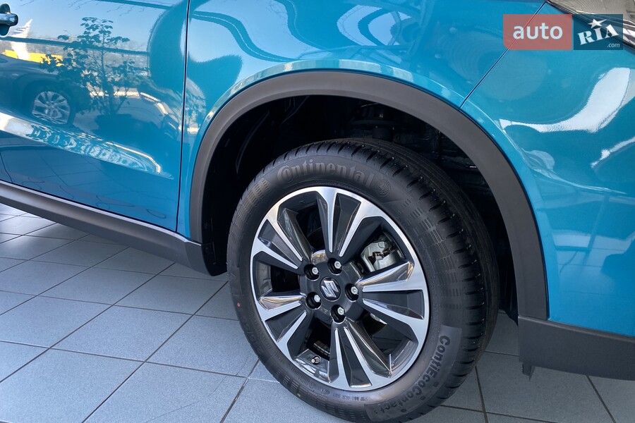 Suzuki Vitara - фото 6