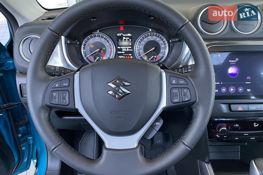 Suzuki Vitara - фото 15