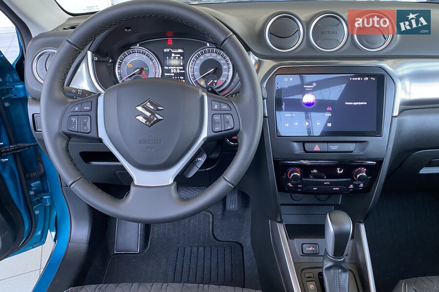 Suzuki Vitara - фото 14