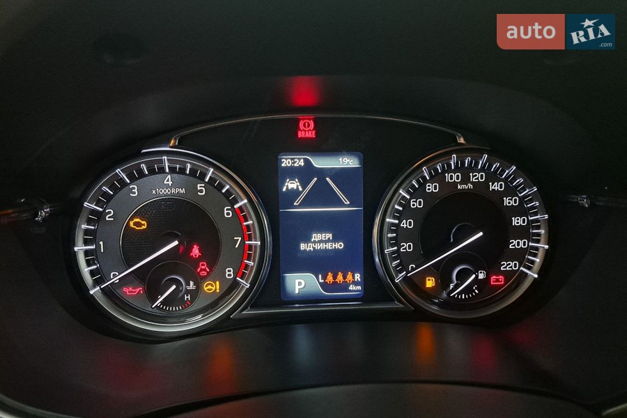 Suzuki Vitara - фото 18