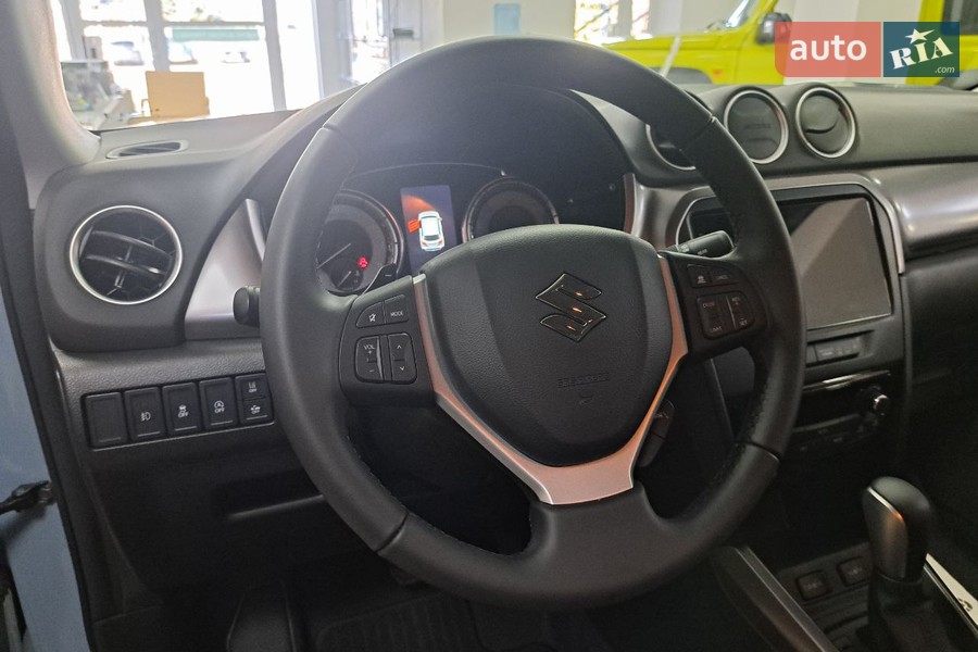 Suzuki Vitara - фото 16