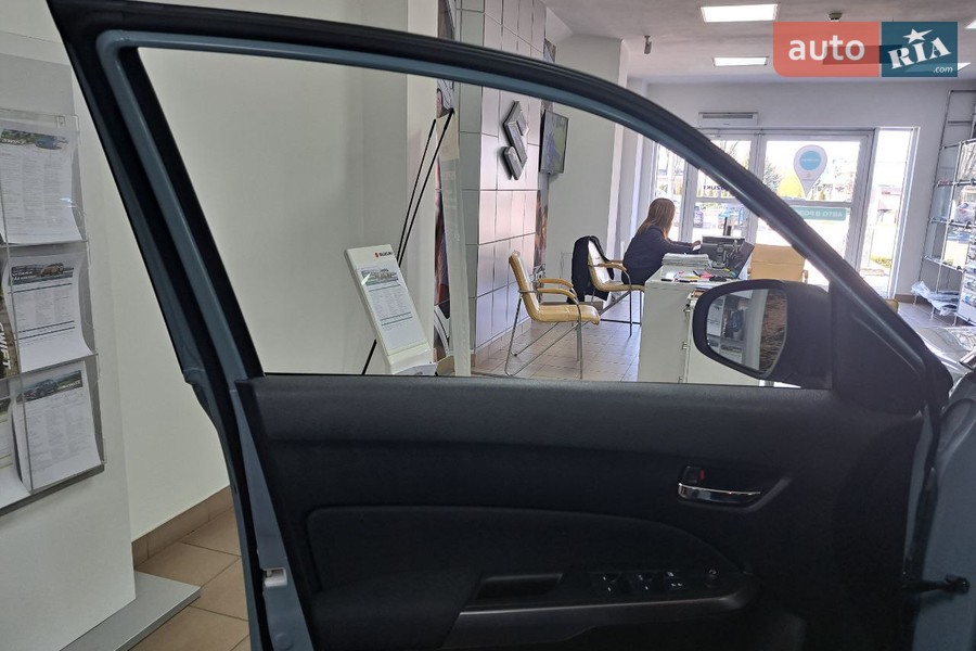 Suzuki Vitara - фото 12