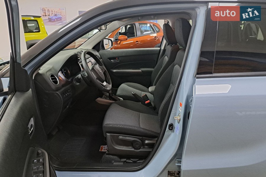 Suzuki Vitara - фото 17