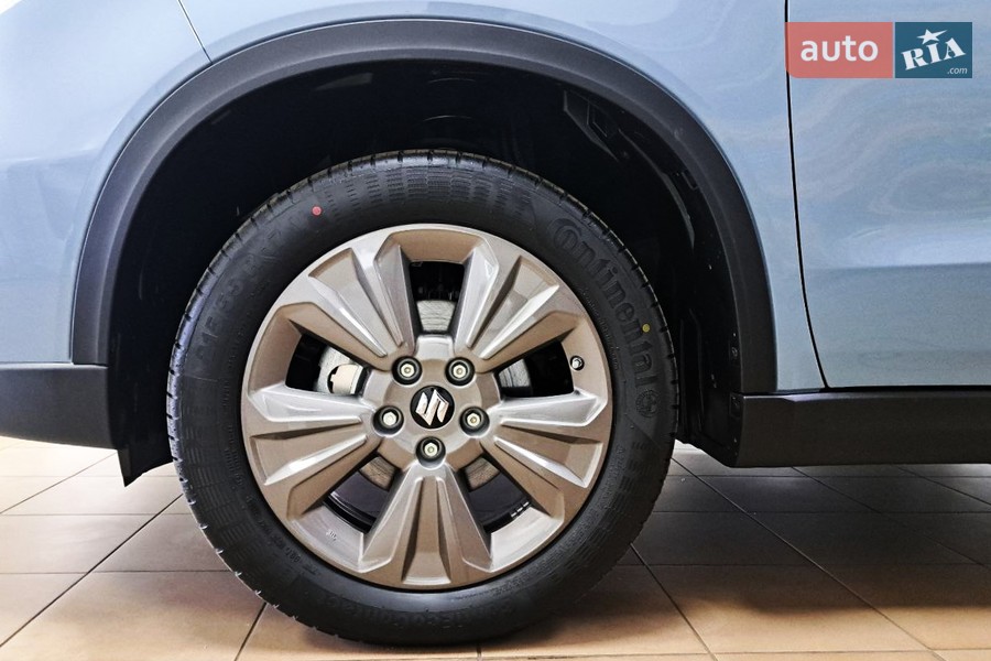 Suzuki Vitara - фото 9