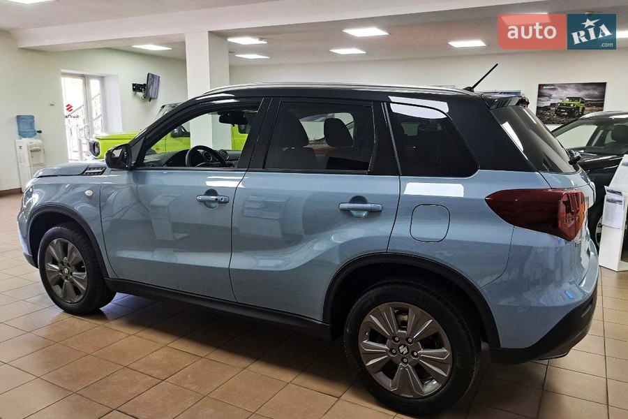 Suzuki Vitara - фото 8