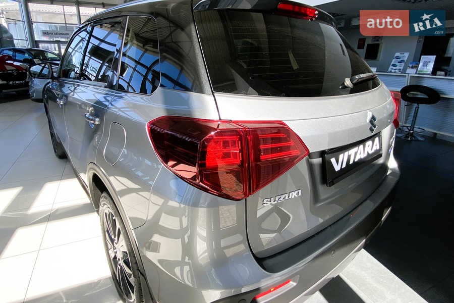 Suzuki Vitara - фото 4