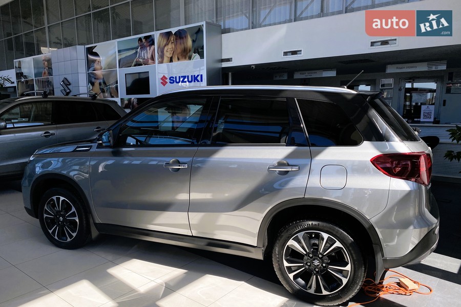 Suzuki Vitara - фото 5