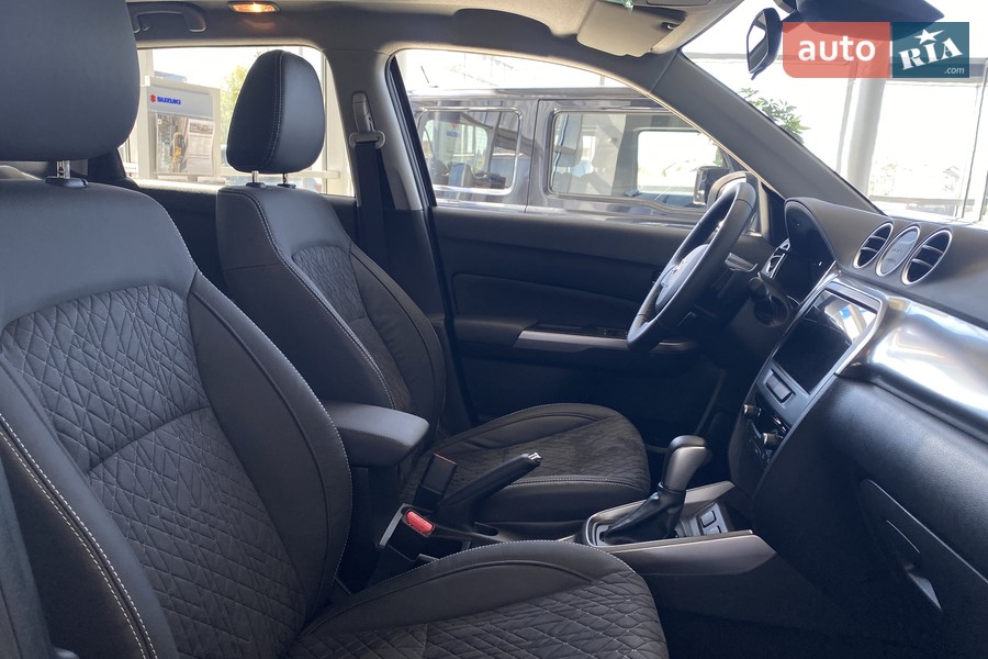Suzuki Vitara - фото 8