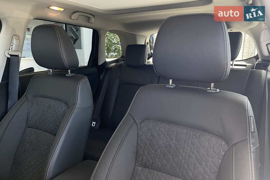 Suzuki Vitara - фото 19