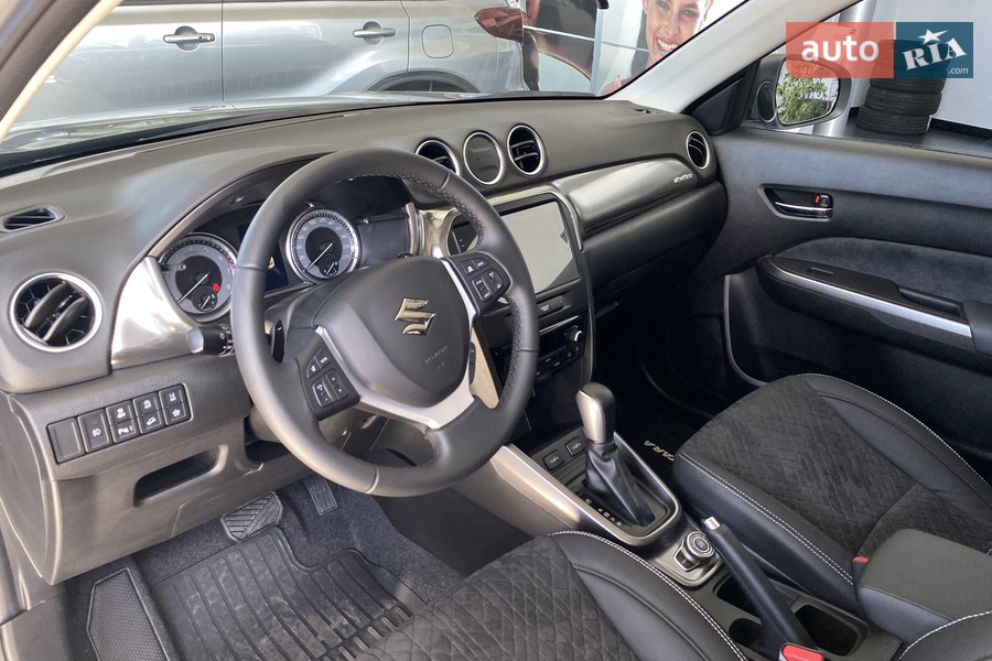 Suzuki Vitara - фото 17