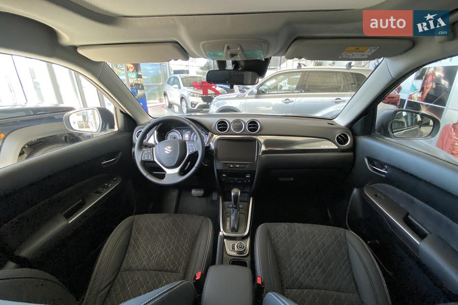 Suzuki Vitara - фото 14
