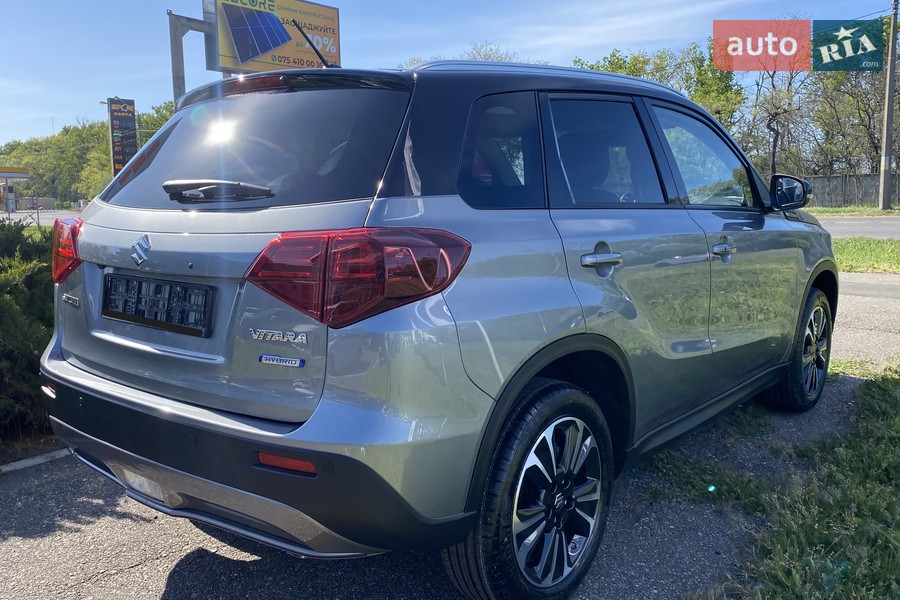 Suzuki Vitara - фото 5