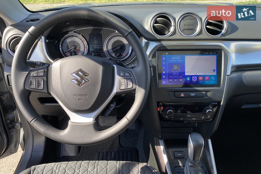 Suzuki Vitara - фото 19