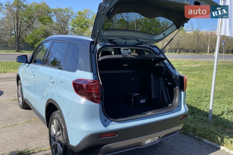 Suzuki Vitara - фото 10