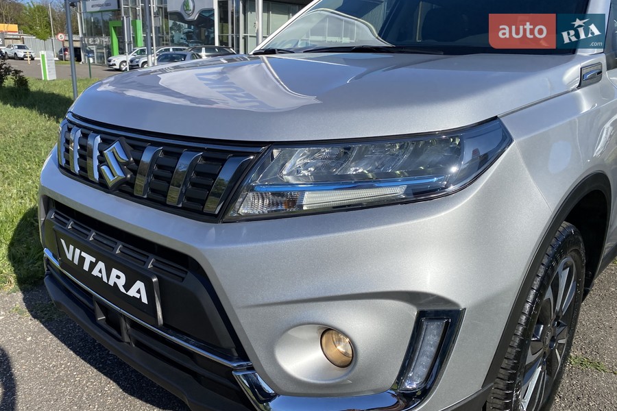 Suzuki Vitara - фото 8