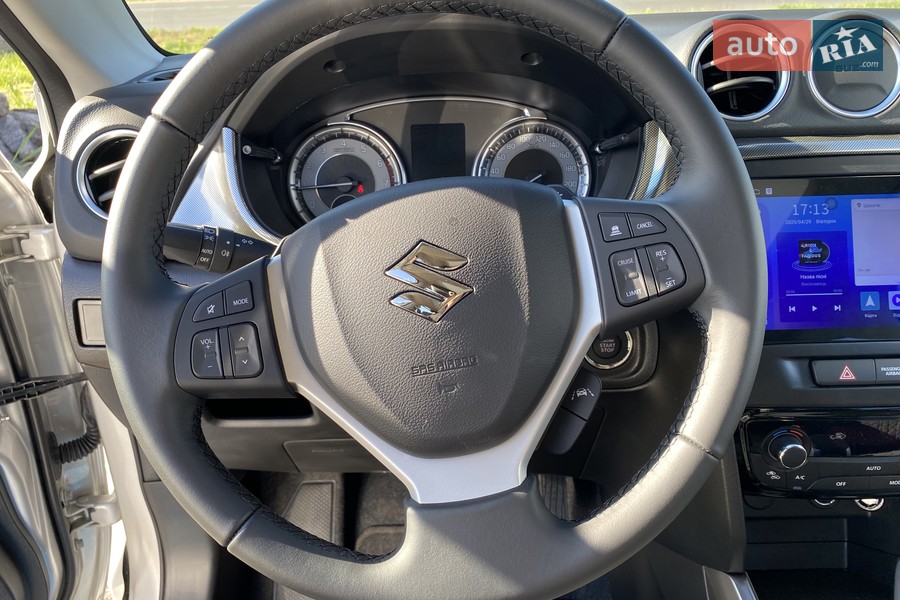 Suzuki Vitara - фото 16