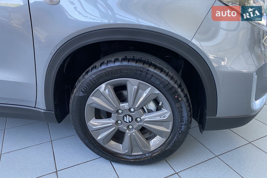 Suzuki Vitara - фото 9