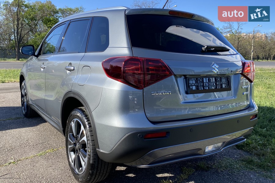 Suzuki Vitara - фото 4