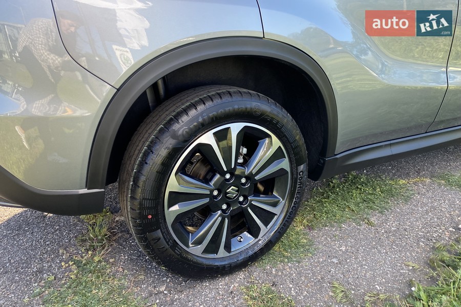 Suzuki Vitara - фото 9