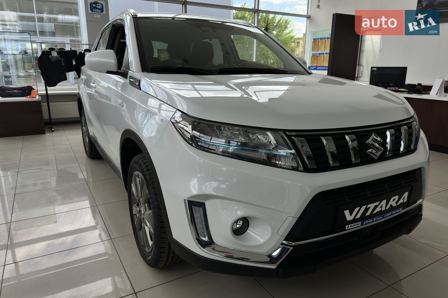 Suzuki Vitara - фото 1