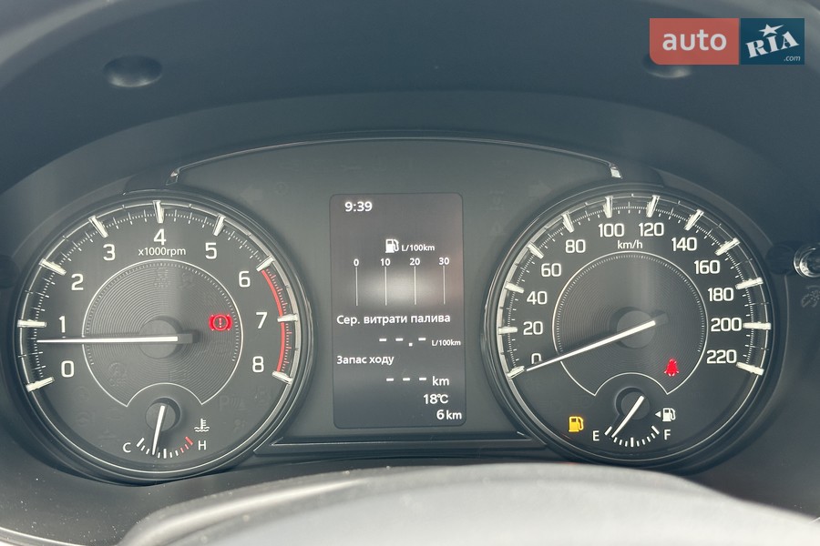 Suzuki Vitara - фото 16