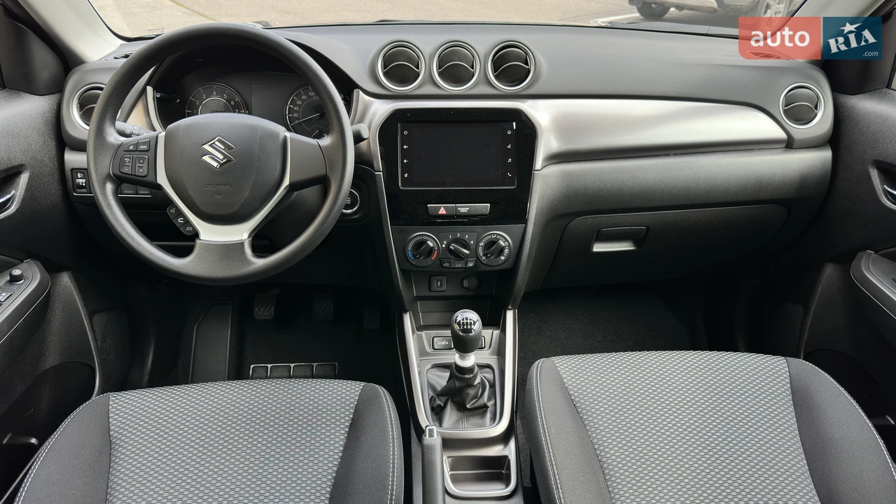 Suzuki-24