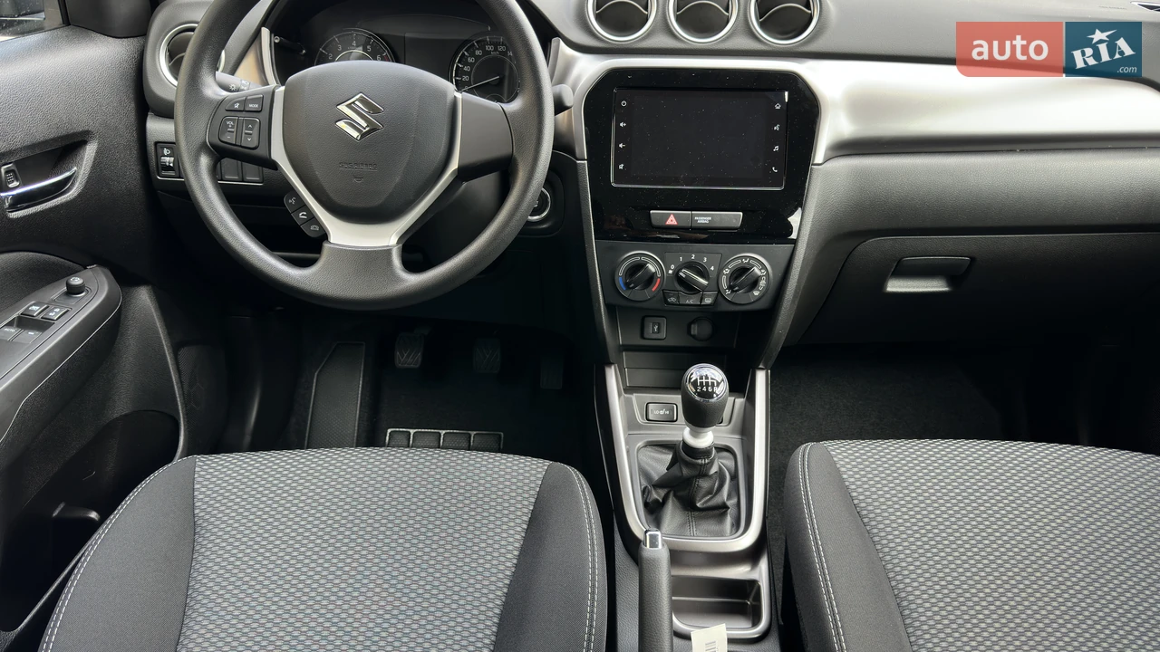 Suzuki-2
