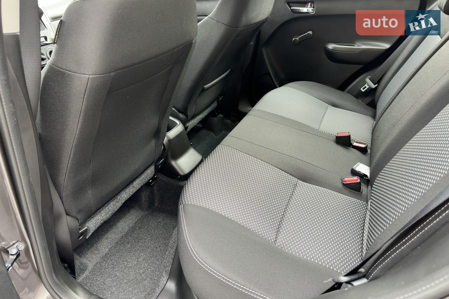 Suzuki Vitara - фото 37