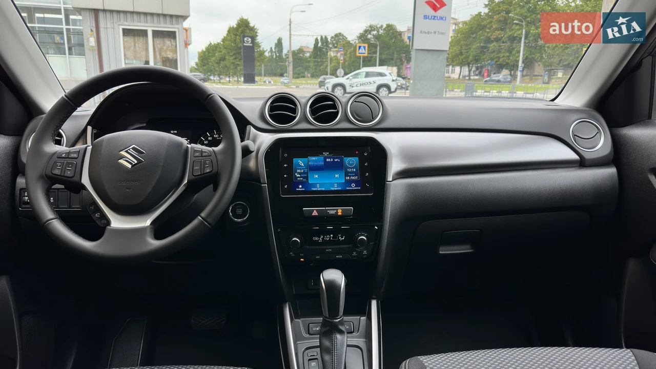 Suzuki-12