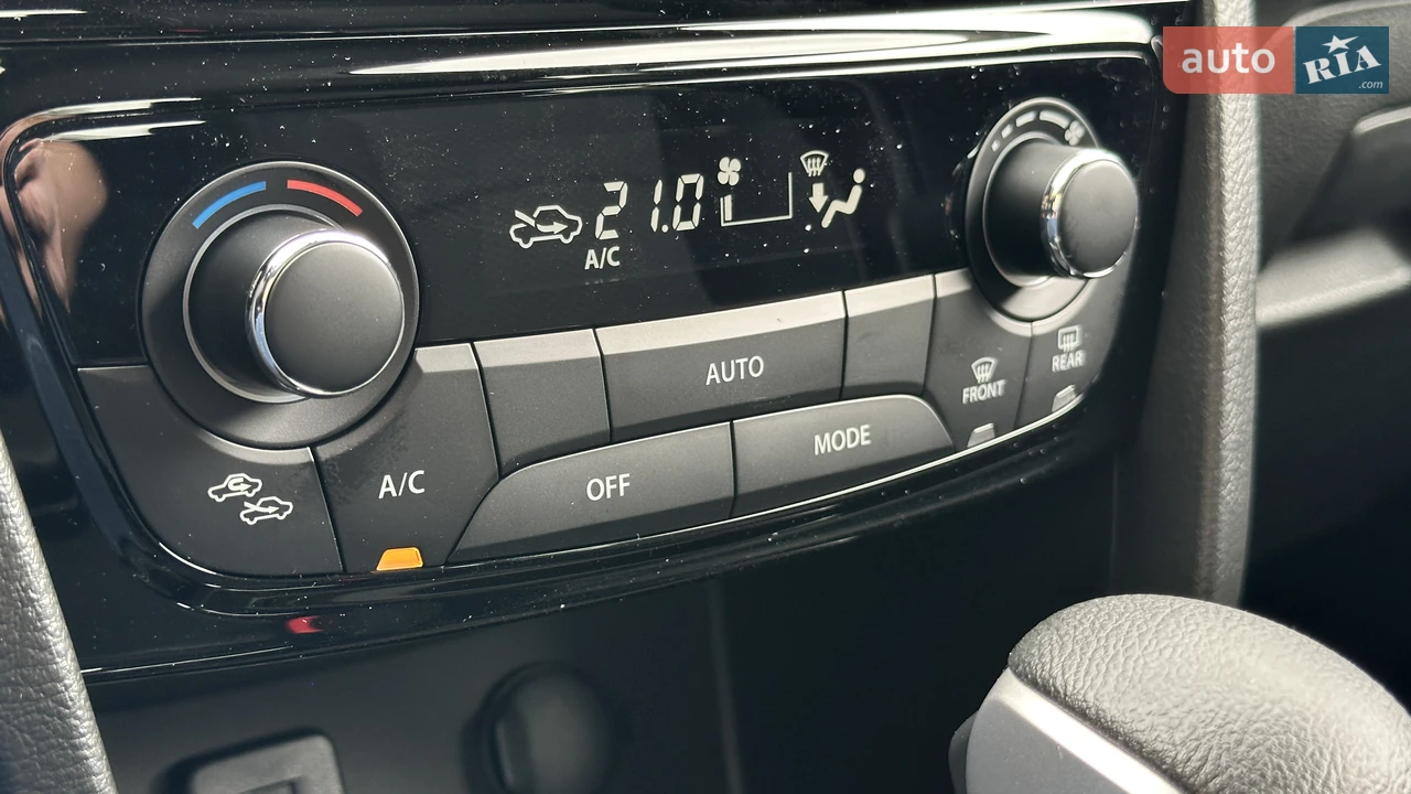 Suzuki-83