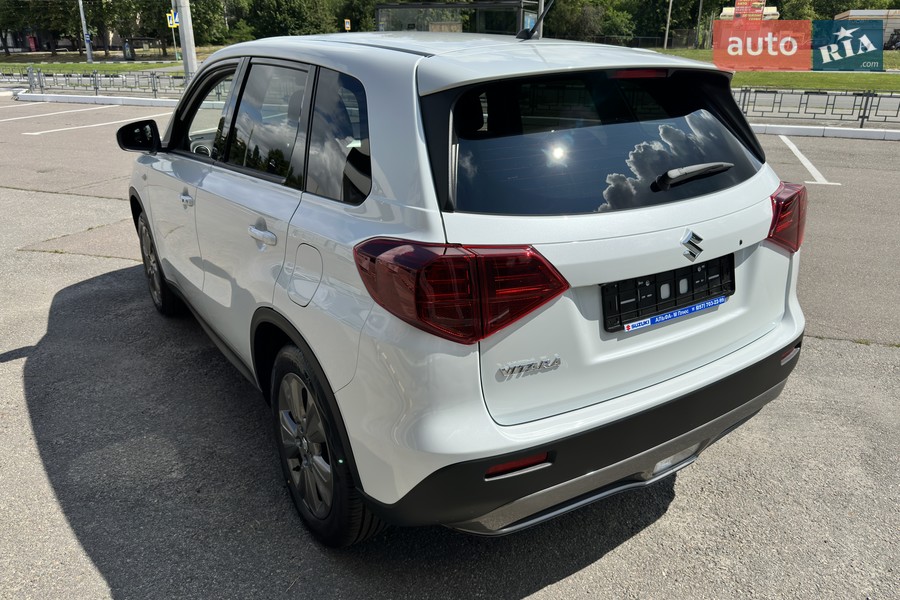 Suzuki Vitara - фото 15