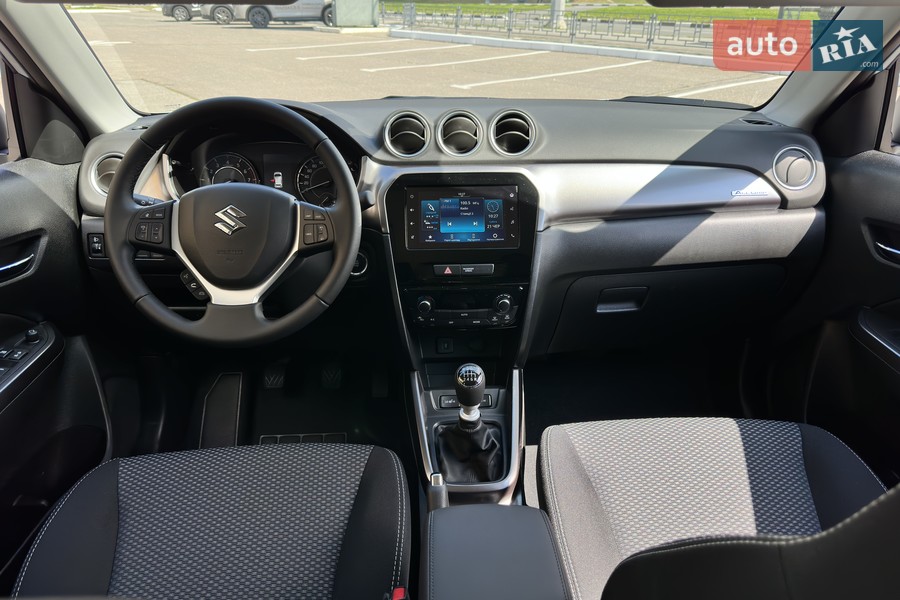 Suzuki Vitara - фото 33