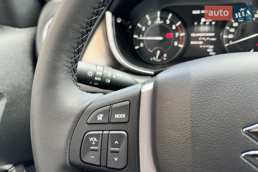 Suzuki Vitara - фото 54