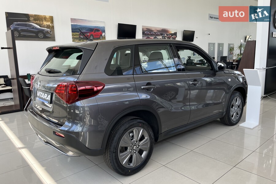 Suzuki Vitara - фото 10