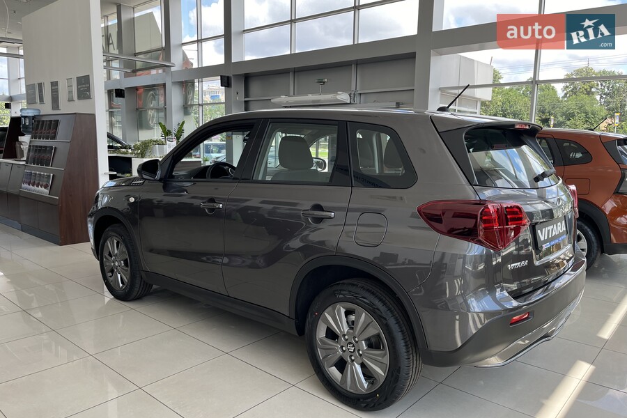 Suzuki Vitara - фото 8